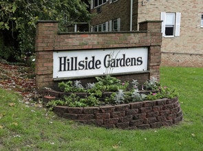 Hillside Gardens in Rockaway, NJ - Foto de edificio - Building Photo