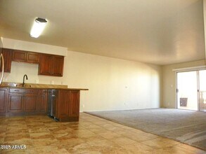 7910 E Camelback Rd in Scottsdale, AZ - Building Photo - Building Photo