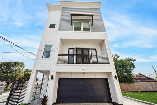 property at 903 Quitman St