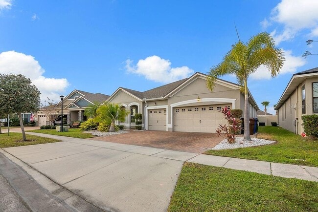 2450 Chateau Lp in Kissimmee, FL - Building Photo - Building Photo