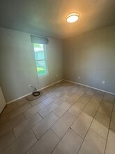 5610 Hall Ave in Corpus Christi, TX - Building Photo - Building Photo