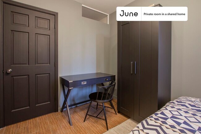 Room in Shared 3 bed/1 bath home in New York, NY - Building Photo - Building Photo