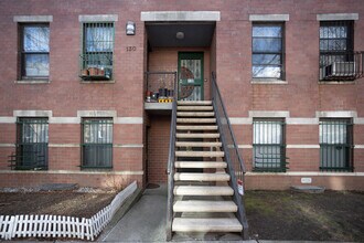 130 N 3rd St in Brooklyn, NY - Building Photo - Building Photo