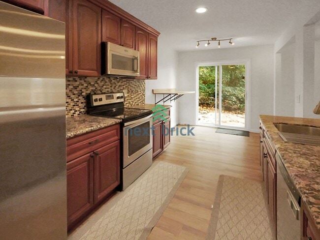 10918 49th Ave S in Tukwila, WA - Building Photo - Building Photo