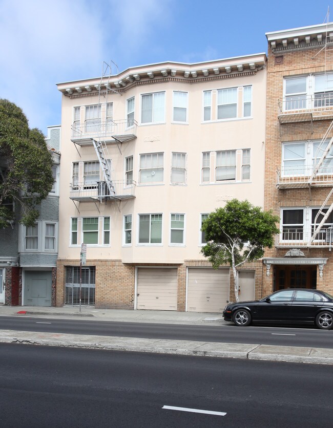 625 Guerrero in San Francisco, CA - Foto de edificio - Building Photo