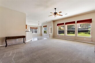 19808 Dornick Hills Ln in Pflugerville, TX - Building Photo - Building Photo