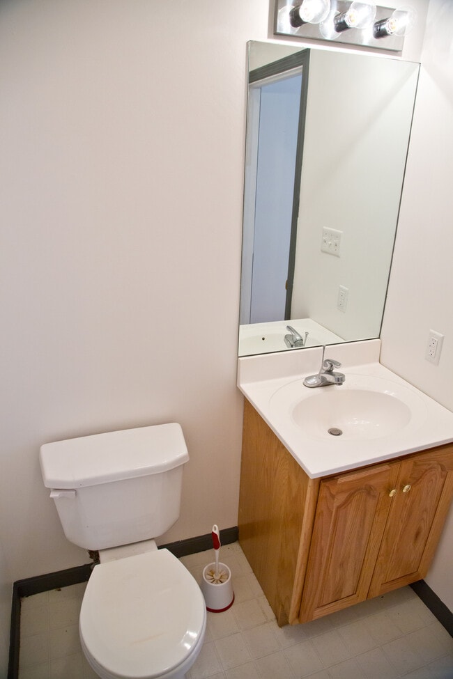 1460 Blue Course Dr in State College, PA - Building Photo - Building Photo