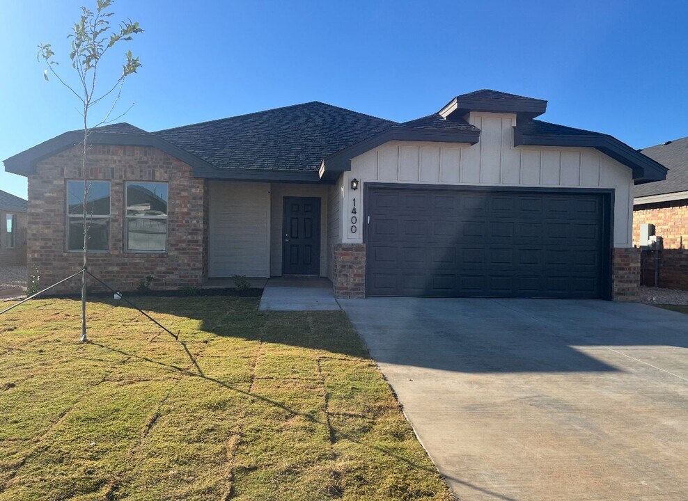 1400 Bajada St in Midland, TX - Building Photo