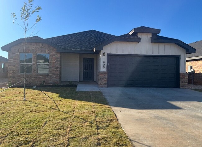 property at 1400 Bajada St