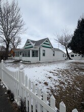 338 N 2nd St in Douglas, WY - Building Photo - Building Photo