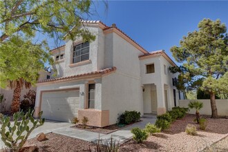 9572 Aspen Glow Dr in Las Vegas, NV - Building Photo - Building Photo