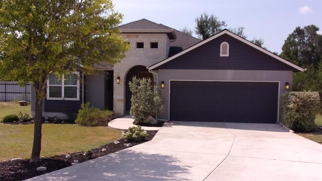 115 Manuel Herrera in Blanco, TX - Building Photo - Building Photo