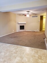 425d Hawthorne Blvd in Warrensburg, MO - Building Photo - Building Photo