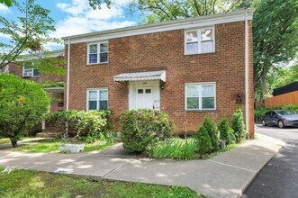 179A Christie Heights St in Leonia, NJ - Building Photo - Building Photo