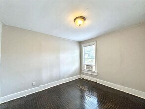 180 Clark Pl in Memphis, TN - Building Photo - Building Photo