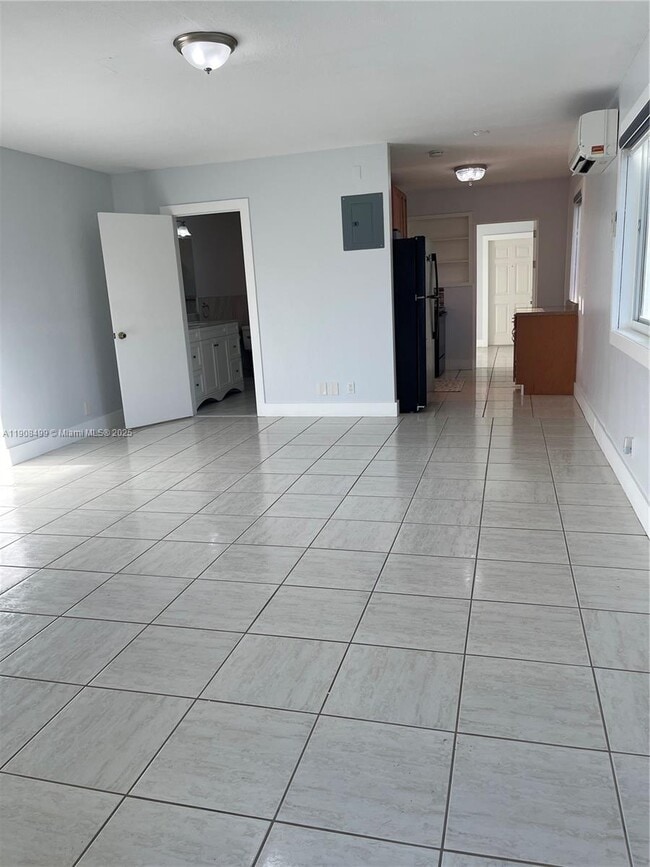 405 SW 5th St in Hallandale Beach, FL - Building Photo - Building Photo