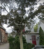 569 Main St, Unit 1 in Medford, MA - Building Photo
