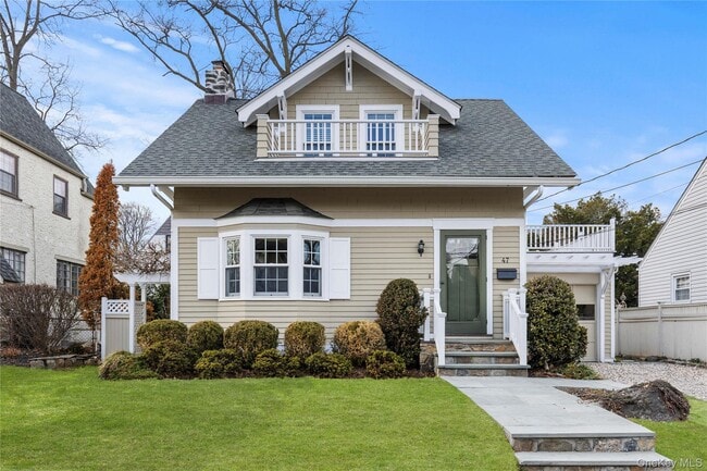 property at 47 Hillcrest Ave