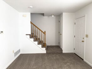 80 Diller Ave in New Holland, PA - Building Photo - Building Photo