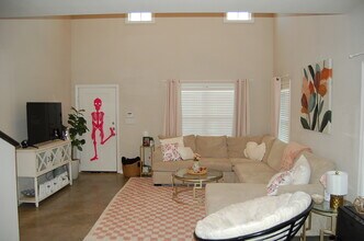 3102 Green St in Bryan, TX - Building Photo - Building Photo