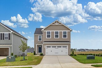 6537 Rockingham Way in Ruther Glen, VA - Foto de edificio - Building Photo