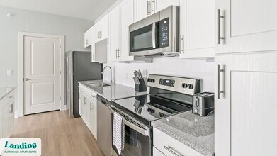 1619 N Frazier St in Conroe, TX - Building Photo - Building Photo