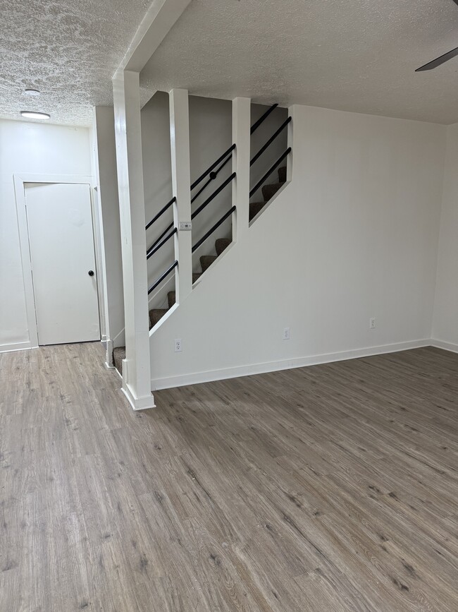 722 Eureka St in Pittsburgh, PA - Building Photo - Building Photo