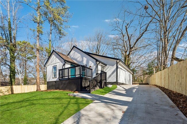 3482 Atlanta St in College Park, GA - Building Photo - Building Photo