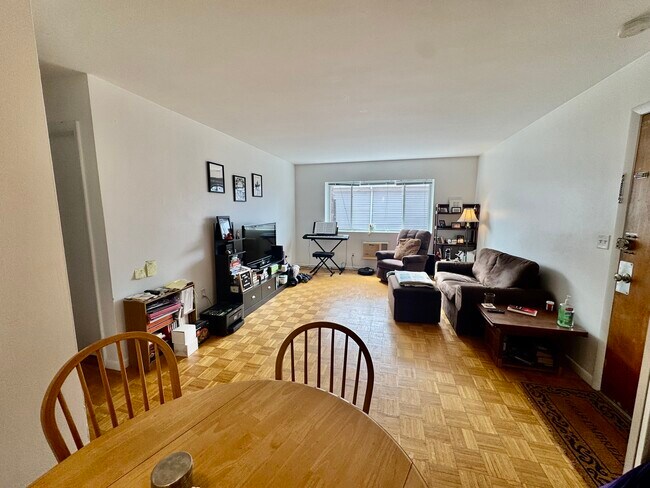 2 Larose Pl in Boston, MA - Building Photo - Building Photo
