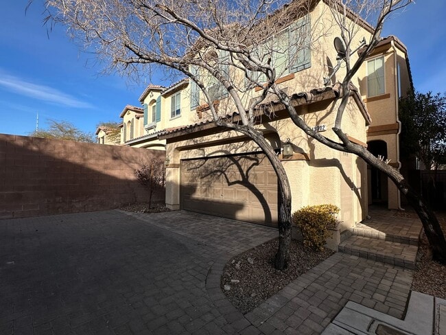 9302 Vista Waters Ln in Las Vegas, NV - Building Photo - Building Photo