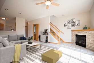 Crystal Bay Townhomes Apartments Rochester Mn Apartments
