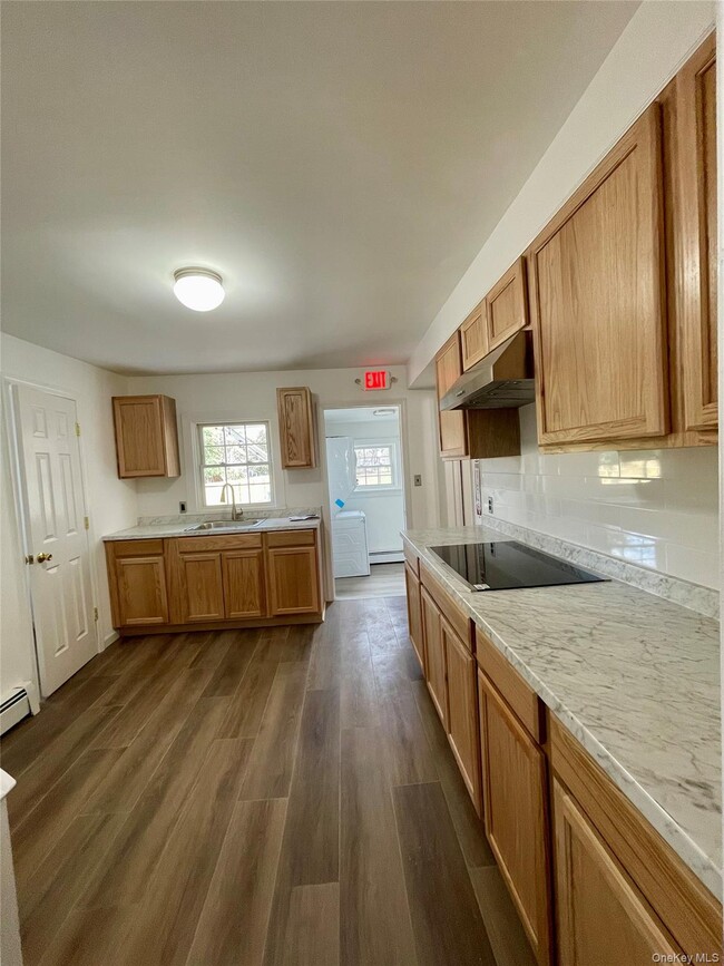 46 E Market St in Red Hook, NY - Building Photo - Building Photo