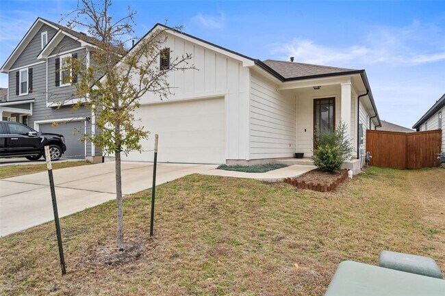 181 Fluttermill Loop in Liberty Hill, TX - Building Photo - Building Photo