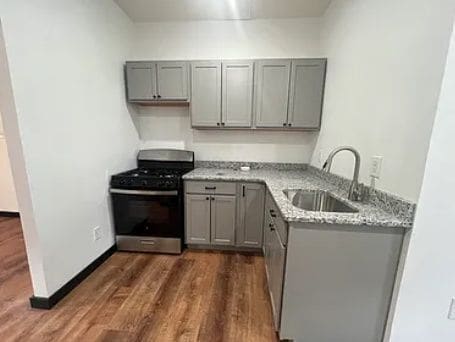 31 W James St in Lancaster, PA - Building Photo - Building Photo