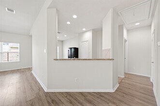 24634 Lakecrest Creek Dr in Katy, TX - Building Photo - Building Photo