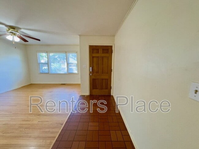 5637 S Yorktown Pl in Tulsa, OK - Building Photo - Building Photo