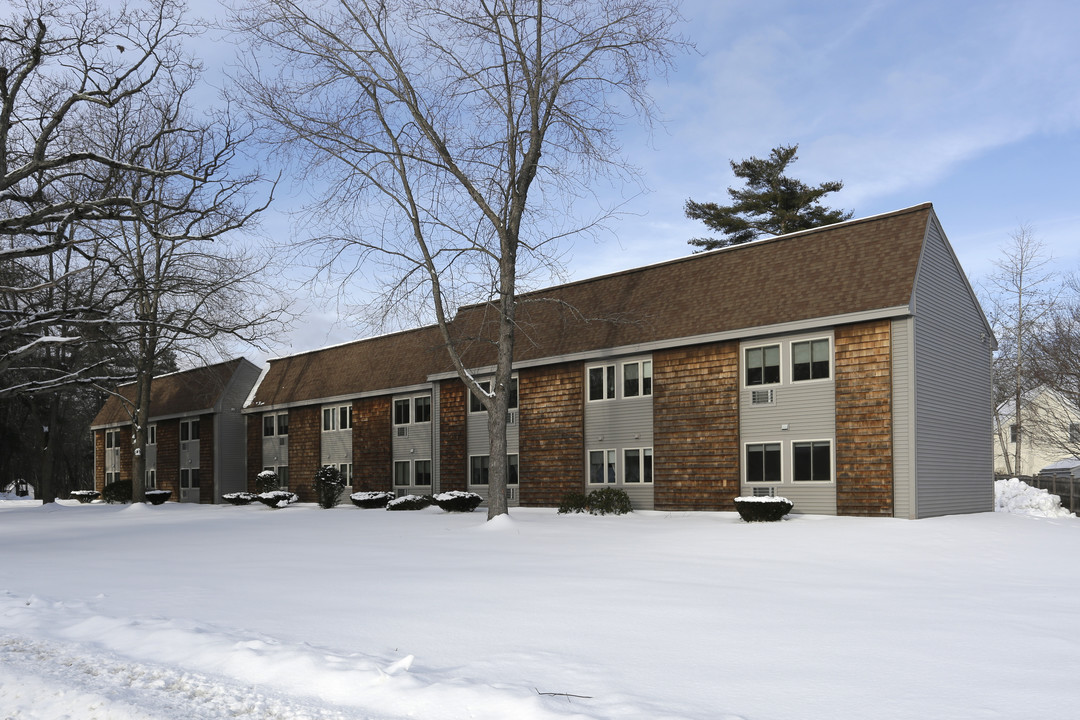 Rochester East in Rochester, NH - Building Photo