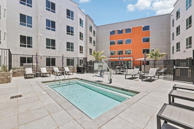 8181 Allison in La Mesa, CA - Building Photo - Building Photo