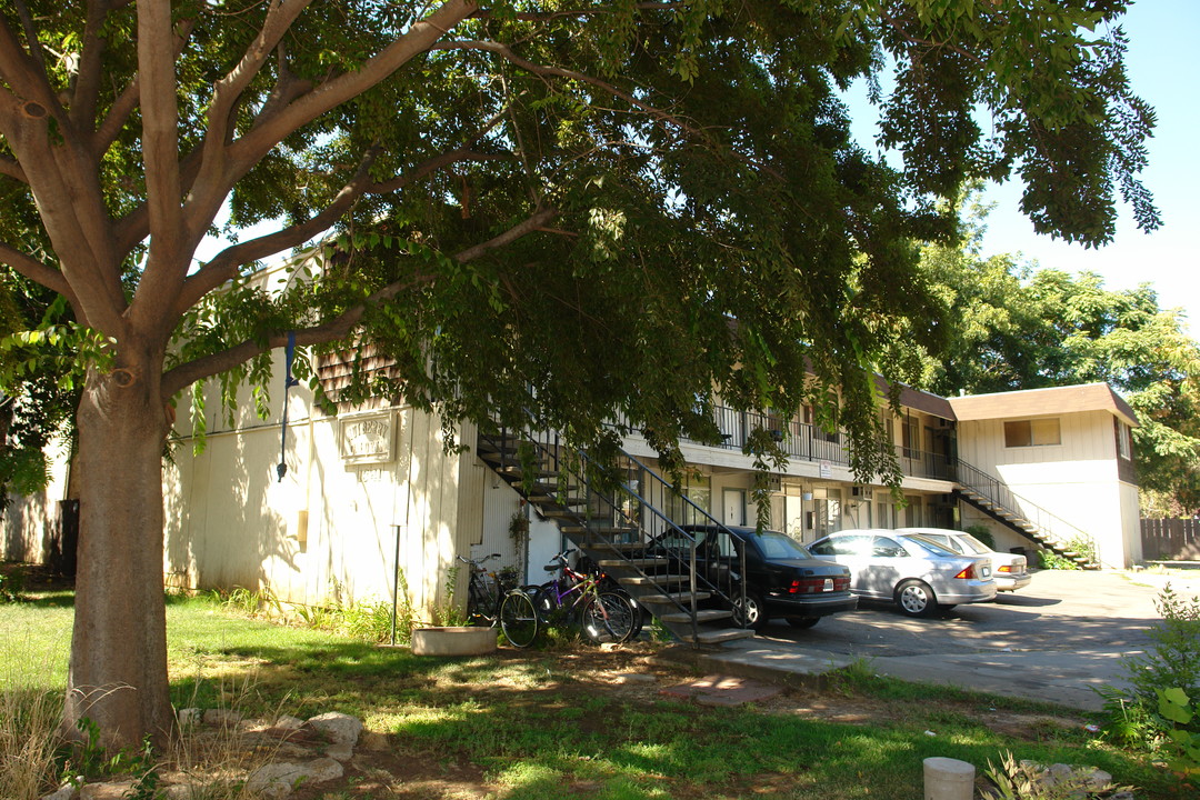 1341 Mulberry St in Chico, CA - Building Photo