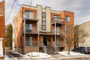 85 7e Av in Montréal, QC - Building Photo