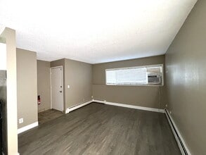 5042 El Camino Dr in Colorado Springs, CO - Building Photo - Building Photo