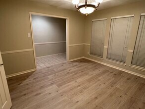 7955 Pecan Dr in Beaumont, TX - Building Photo - Building Photo