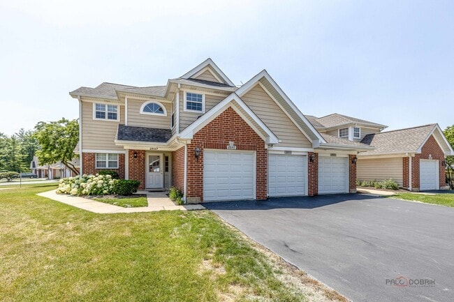property at 2847 Heatherwood Dr