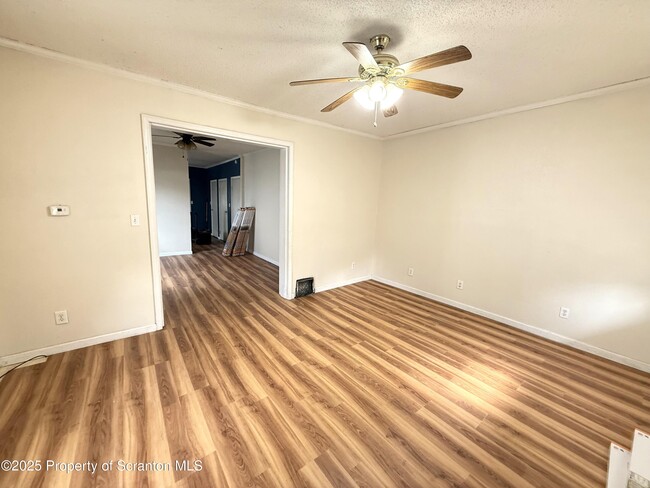 146 S Everett Ave in Scranton, PA - Building Photo - Building Photo