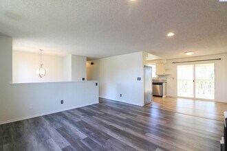 1610 Teal Ct in West Richland, WA - Building Photo - Building Photo