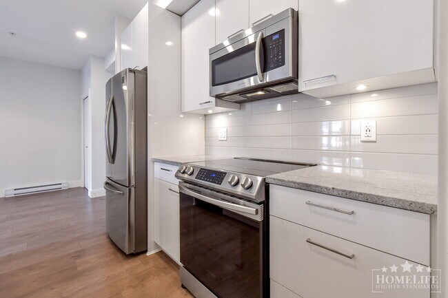5485 Brydon Crescent in Langley, BC - Building Photo - Building Photo