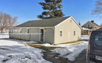 13520 Shipley Rd in Fredericktown, OH - Building Photo