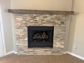 5042 Cleves St in Round Rock, TX - Building Photo - Building Photo