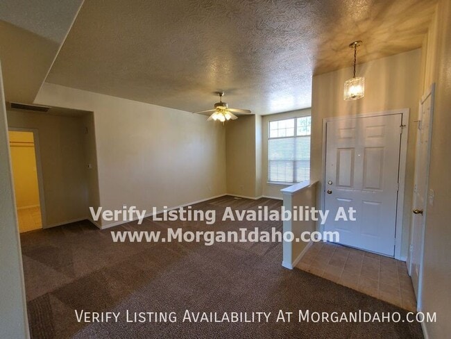 655 W Waterbury Dr in Meridian, ID - Building Photo - Building Photo