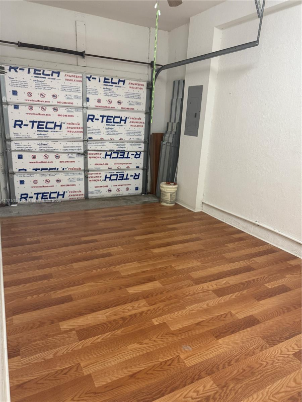 8861 SW 221st Terrace in Cutler Bay, FL - Building Photo - Building Photo